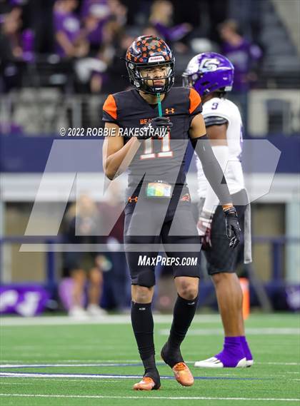 Thumbnail 2 in Aledo vs. College Station (UIL 5A Division 1 Final) photogallery.