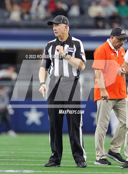 Thumbnail 3 in Aledo vs. College Station (UIL 5A Division 1 Final) photogallery.