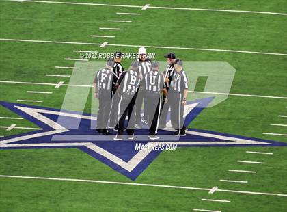 Thumbnail 1 in Aledo vs. College Station (UIL 5A Division 1 Final) photogallery.