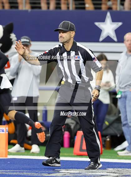 Thumbnail 2 in Aledo vs. College Station (UIL 5A Division 1 Final) photogallery.