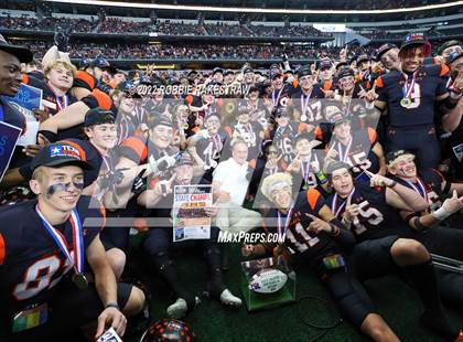 Thumbnail 2 in Aledo vs. College Station (UIL 5A Division 1 Final) photogallery.