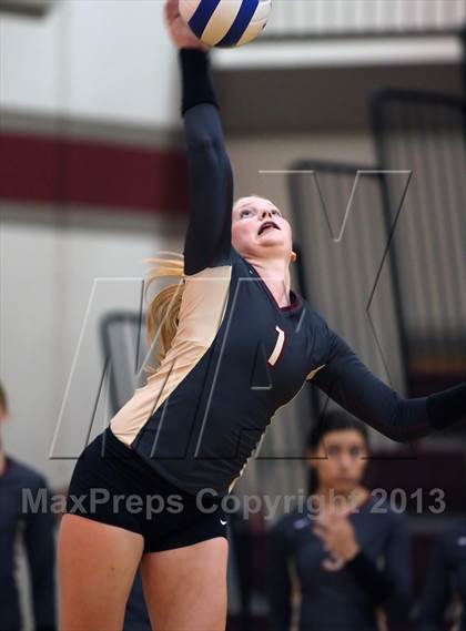 Thumbnail 2 in Leander @ Rouse photogallery.