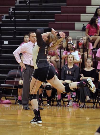 Thumbnail 1 in Leander @ Rouse photogallery.