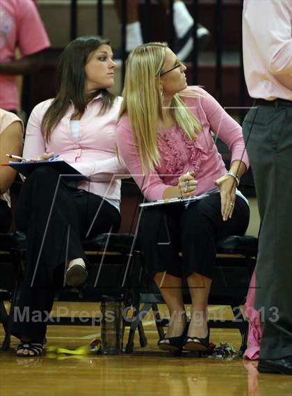 Thumbnail 1 in Leander @ Rouse photogallery.