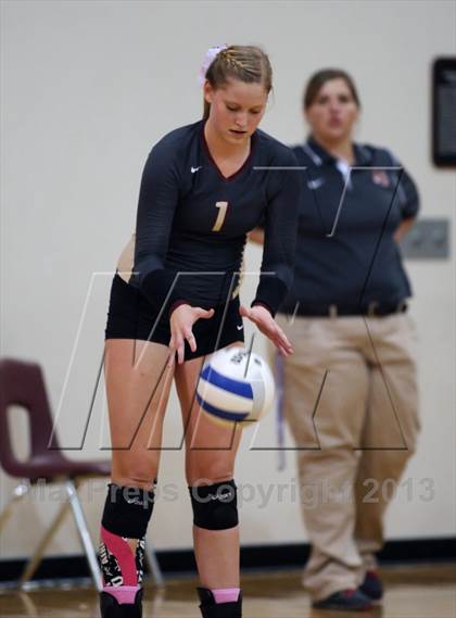 Thumbnail 2 in Leander @ Rouse photogallery.