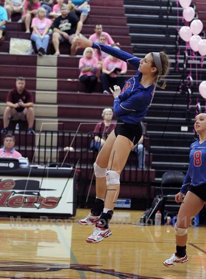 Thumbnail 1 in Leander @ Rouse photogallery.