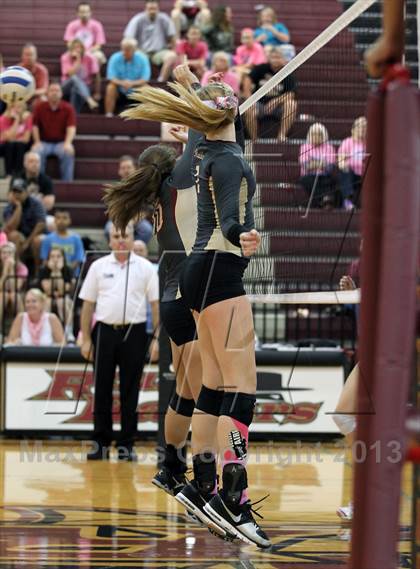 Thumbnail 1 in Leander @ Rouse photogallery.