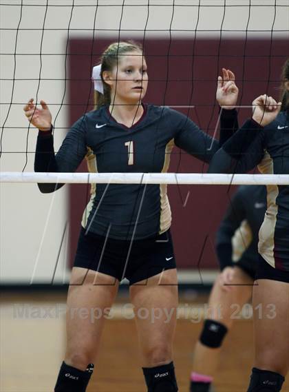 Thumbnail 1 in Leander @ Rouse photogallery.