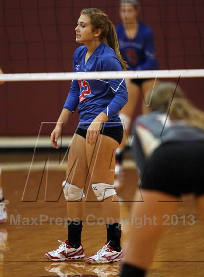 Thumbnail 2 in Leander @ Rouse photogallery.
