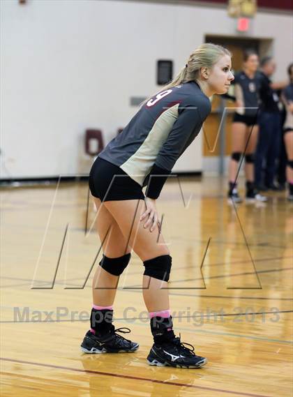 Thumbnail 1 in Leander @ Rouse photogallery.
