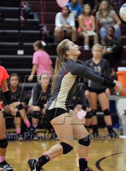 Thumbnail 1 in Leander @ Rouse photogallery.