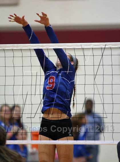 Thumbnail 2 in Leander @ Rouse photogallery.