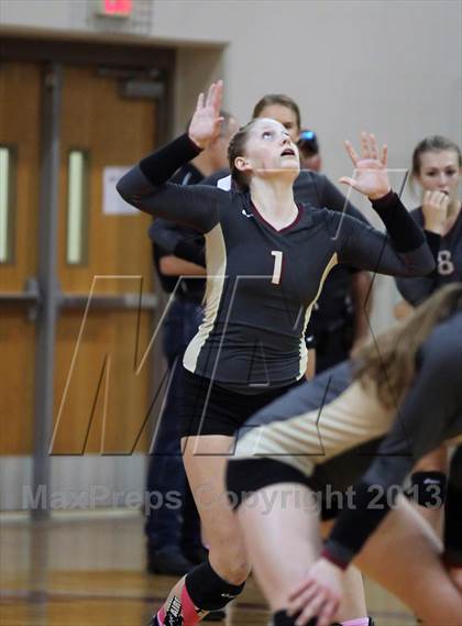Thumbnail 2 in Leander @ Rouse photogallery.