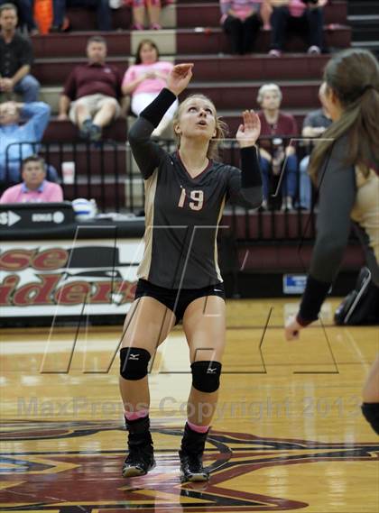 Thumbnail 1 in Leander @ Rouse photogallery.