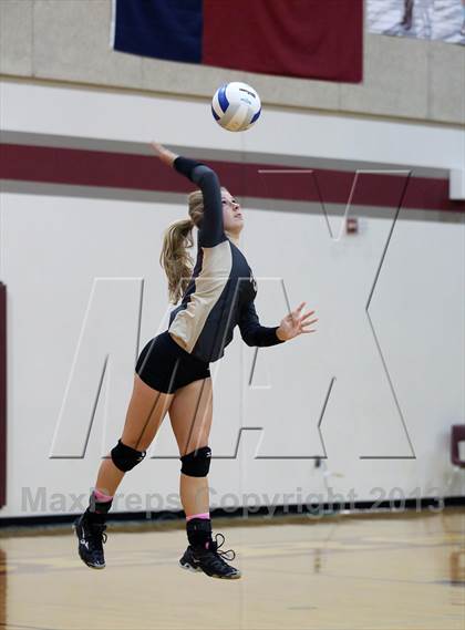 Thumbnail 3 in Leander @ Rouse photogallery.