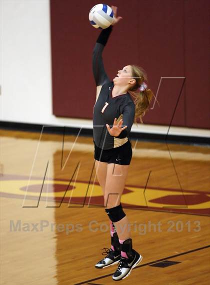 Thumbnail 2 in Leander @ Rouse photogallery.