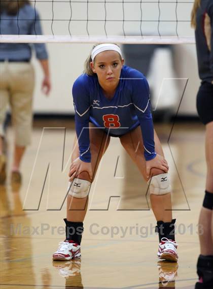 Thumbnail 3 in Leander @ Rouse photogallery.