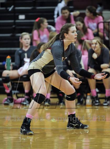 Thumbnail 3 in Leander @ Rouse photogallery.