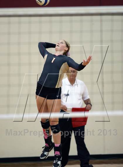 Thumbnail 3 in Leander @ Rouse photogallery.
