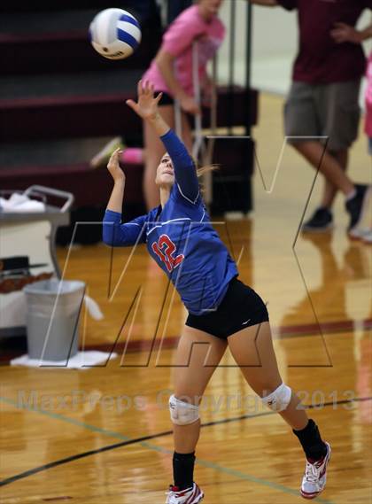 Thumbnail 1 in Leander @ Rouse photogallery.