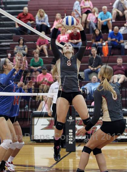 Thumbnail 3 in Leander @ Rouse photogallery.