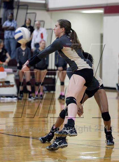 Thumbnail 2 in Leander @ Rouse photogallery.