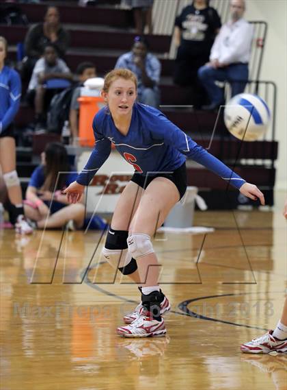 Thumbnail 1 in Leander @ Rouse photogallery.