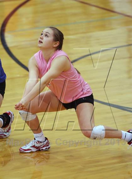 Thumbnail 3 in Leander @ Rouse photogallery.