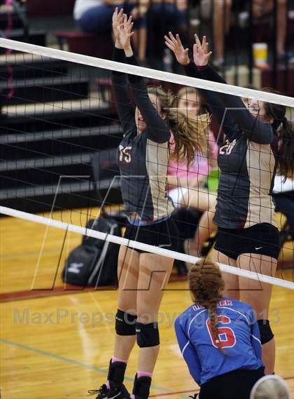 Thumbnail 1 in Leander @ Rouse photogallery.