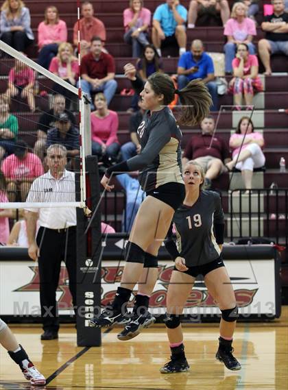 Thumbnail 1 in Leander @ Rouse photogallery.