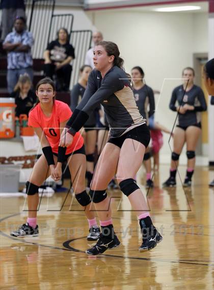 Thumbnail 2 in Leander @ Rouse photogallery.