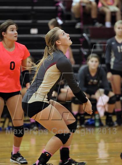 Thumbnail 3 in Leander @ Rouse photogallery.