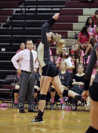 Thumbnail 3 in Leander @ Rouse photogallery.