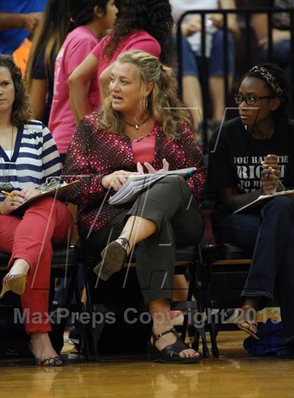 Thumbnail 1 in Leander @ Rouse photogallery.