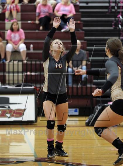 Thumbnail 3 in Leander @ Rouse photogallery.
