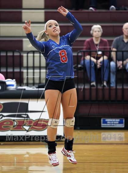 Thumbnail 3 in Leander @ Rouse photogallery.