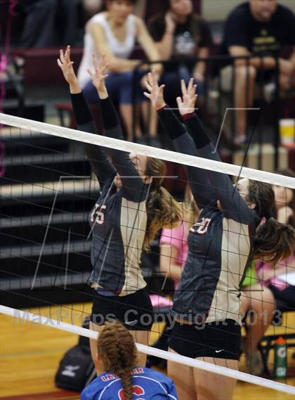 Thumbnail 2 in Leander @ Rouse photogallery.