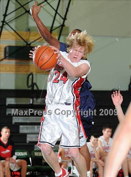 Thumbnail 3 in Pleasant Grove vs. Winters (Ram Jam Classic) photogallery.