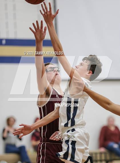 Thumbnail 1 in Forestburg vs Perrin-Whitt photogallery.