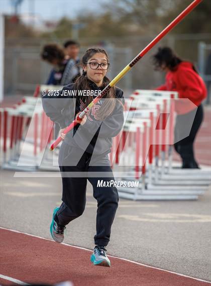 Thumbnail 1 in Spring Valley Weekday #1 (Pole Vault) photogallery.