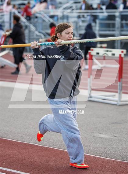 Thumbnail 3 in Spring Valley Weekday #1 (Pole Vault) photogallery.