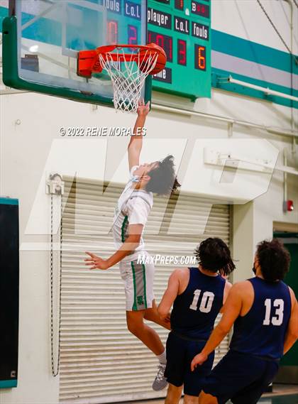 Thumbnail 1 in Franklin vs Eagle Rock photogallery.