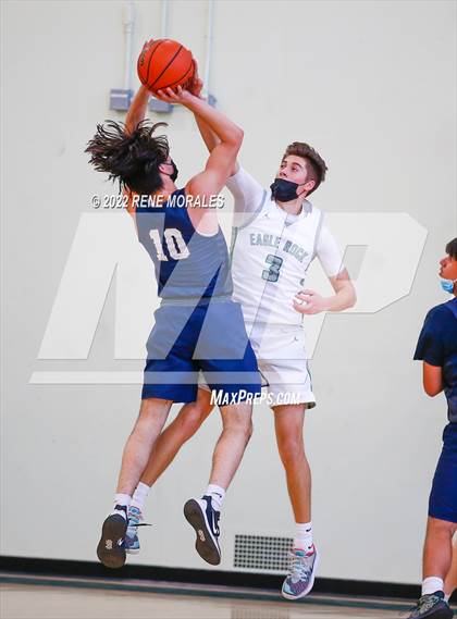 Thumbnail 1 in Franklin vs Eagle Rock photogallery.