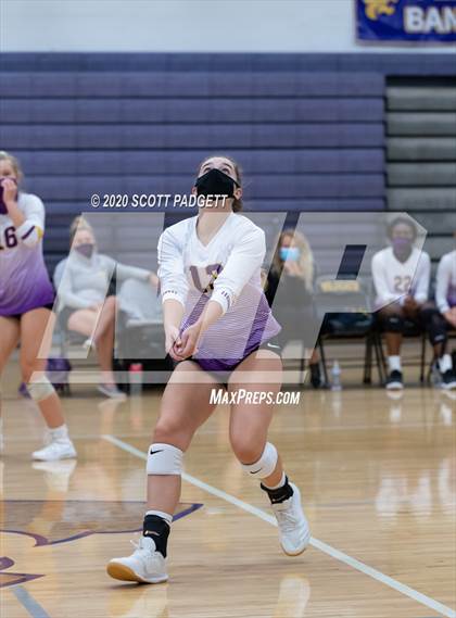 Thumbnail 2 in Blue Springs vs. Lee's Summit West photogallery.