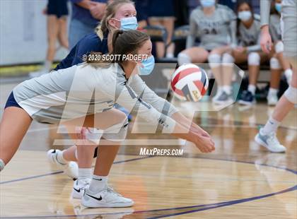 Thumbnail 2 in Blue Springs vs. Lee's Summit West photogallery.