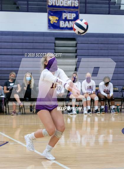 Thumbnail 2 in Blue Springs vs. Lee's Summit West photogallery.