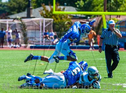 Thumbnail 3 in De La Salle @ Serra photogallery.
