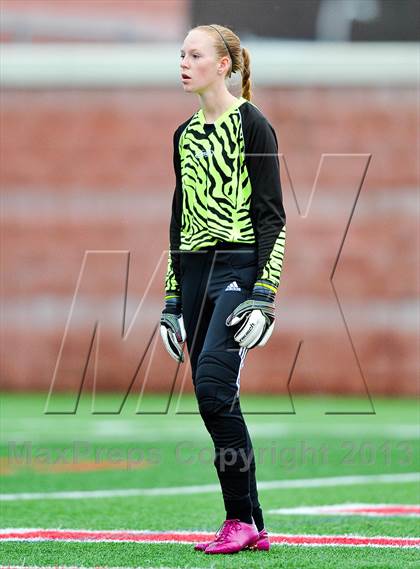 Thumbnail 3 in Haldane vs. Holland (NYSPHSAA Class C Final) photogallery.