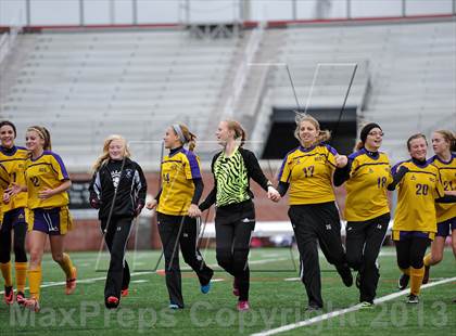 Thumbnail 1 in Haldane vs. Holland (NYSPHSAA Class C Final) photogallery.