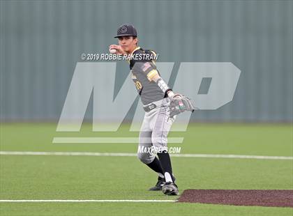 Thumbnail 1 in Crandall @ Argyle photogallery.
